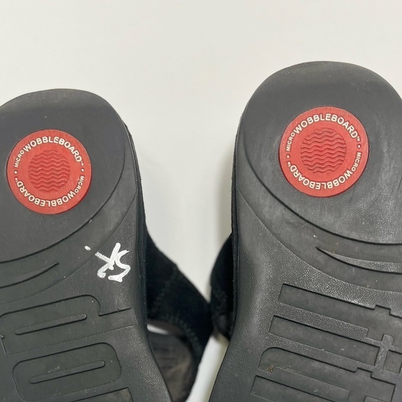 FITFLOP Black Micro Wobbleboard Thong Sandal Size 7 - Picture 11 of 16